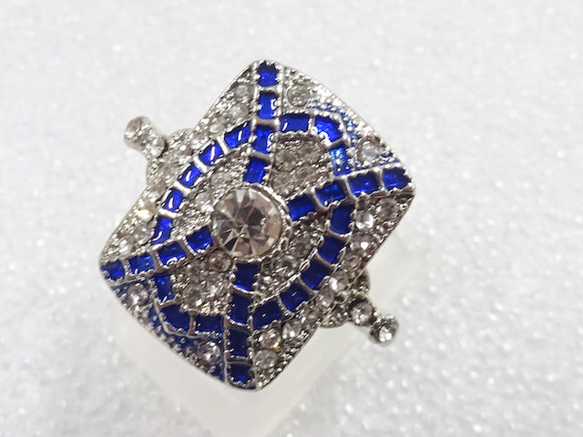 JAPANESE KIMONO / ANTIQUE CRYSTAL RING (SIZE 21)